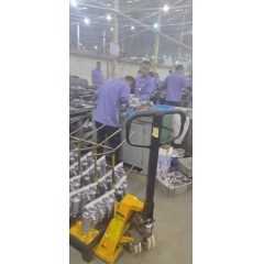 通潤汽車零部件招聘    大齡工，長白班  男女不限 男工18-55歲  女工 18-50周歲cc