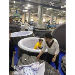 榮威兒童玩具廠 招聘，男50女48歲以內包進廠