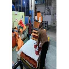 浙江省 臺州 玉環(huán) 蘇泊爾    普工 :女18-45歲，男18-50歲 另急招10拋光工