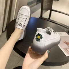 真軟皮牛筋底一腳蹬女春季平底淺口單鞋百搭小雛菊學生皮鞋